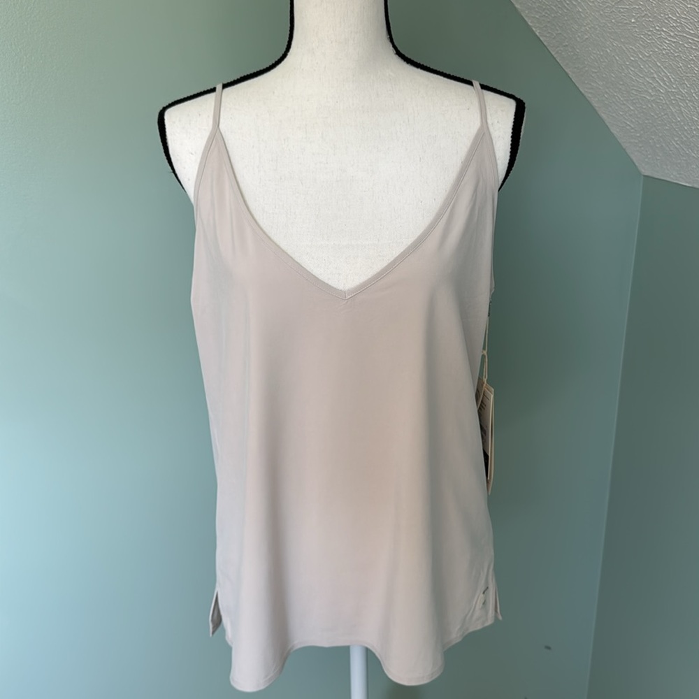 NWT Vuori Villa Cami in color Suede sz L - Picture 7 of 13